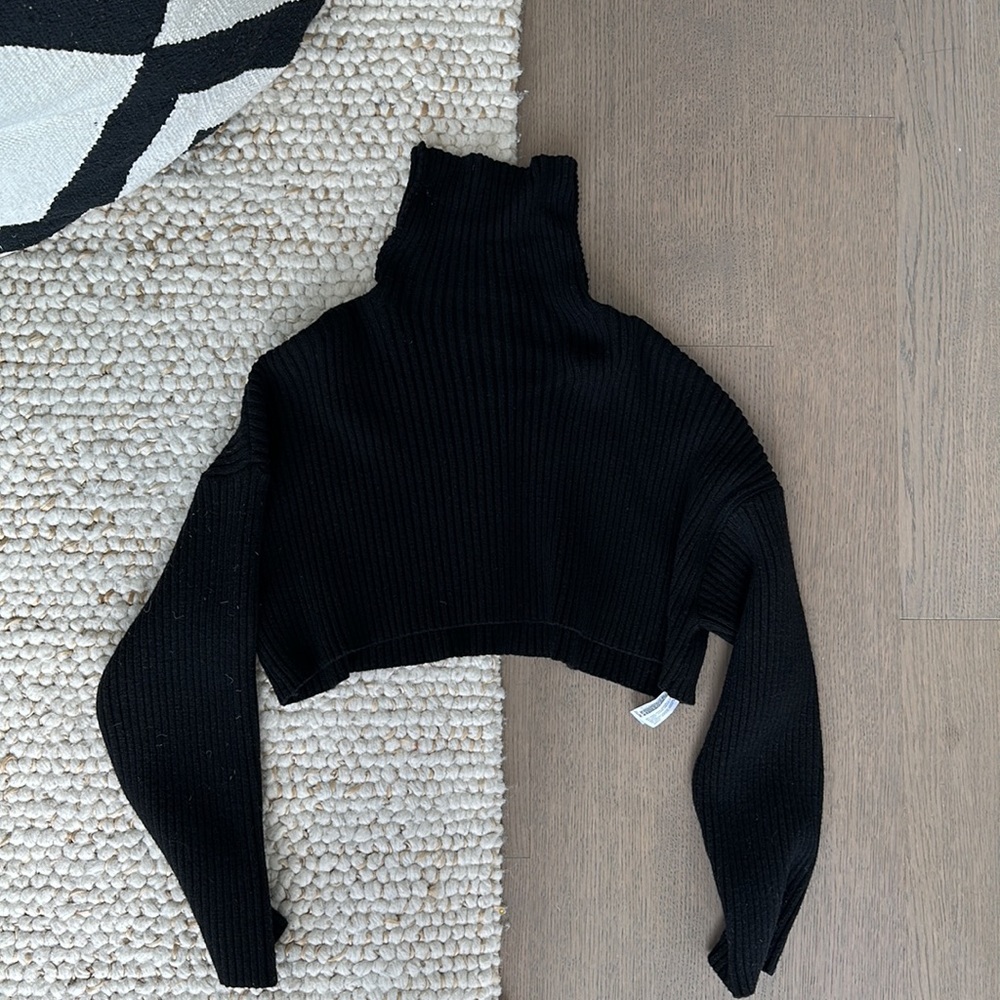 Zara Black Turtleneck Sweater
